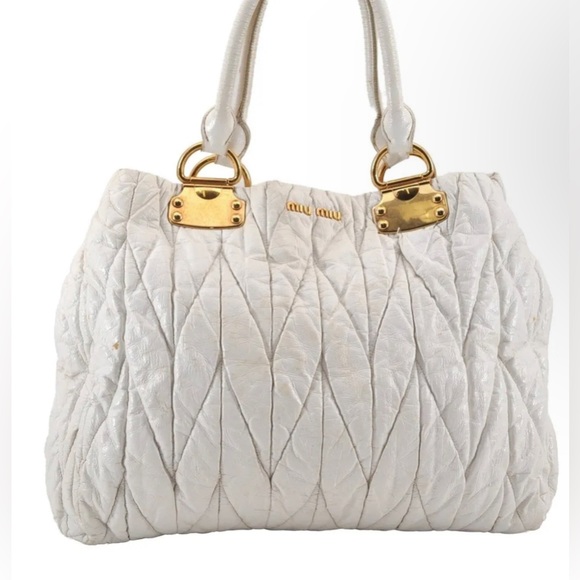 SOLD Rare 🦄 Authentic MIU MIU Vintage Matelasse Enamel Shoulder Tote Bag White - Picture 11 of 11